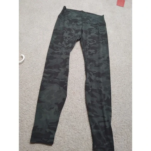 Lululemon Align Leggings Size 10 Green Camo High Rise 27" Inseam - Picture 1 of 6